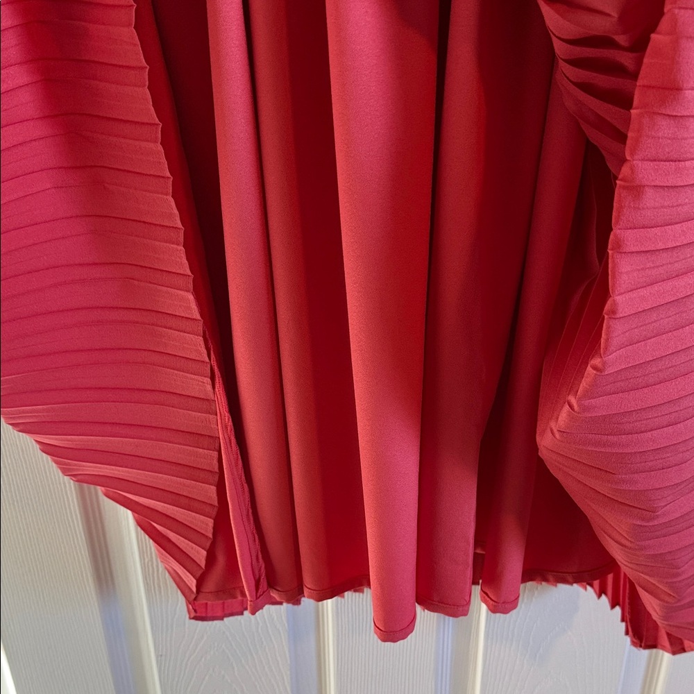 Dainty Jewells Coral Scallop Layer Pleated Midi Dress - Picture 4 of 6